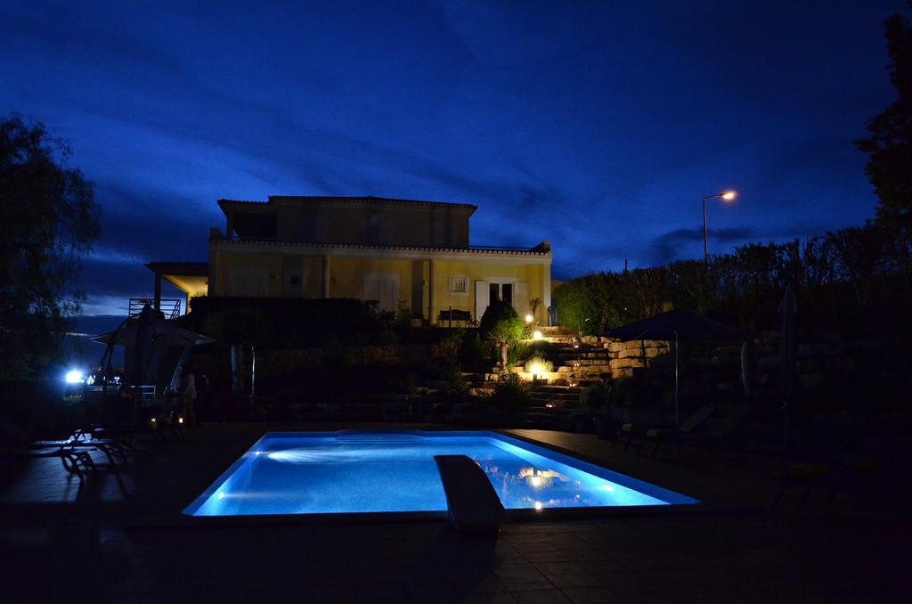 קארבואירו Encosta Da Praia Luxury Suites חדר תמונה