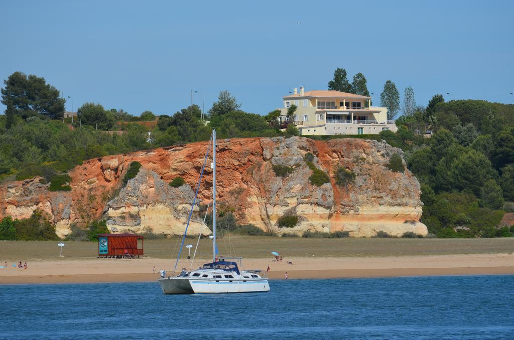 קארבואירו Encosta Da Praia Luxury Suites חדר תמונה
